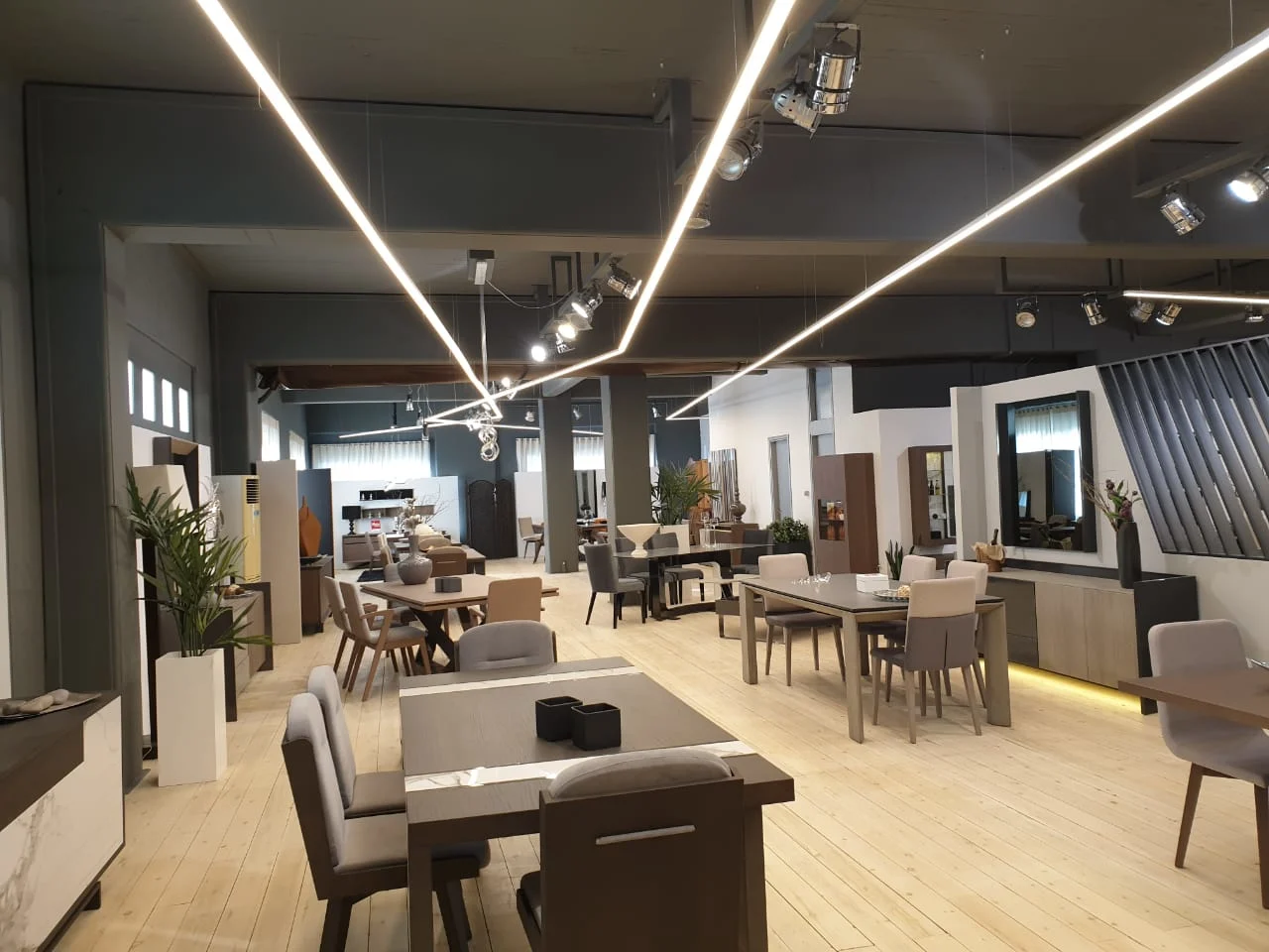 Cover foto voor Verlichting: Een Essentieel Stijlelement